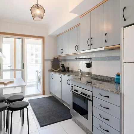 Apartamento Homely Fresh - Terrace & Garage *